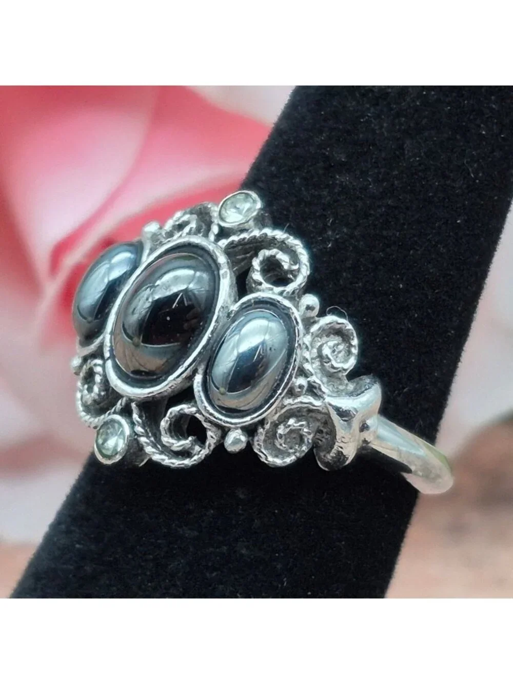 Vintage 70's AVON Midnight Splendor Hematite Ring Witchy Whimsigoth Size 7.5